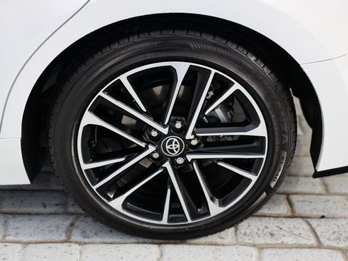 Used 2025 Toyota Camry XLE image 44