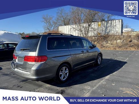 Used 2010 Honda Odyssey Touring image 3