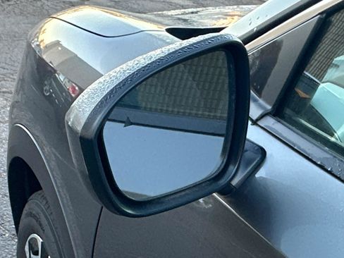 New 2025 Nissan Kicks SV w/ Illumination Package image 13