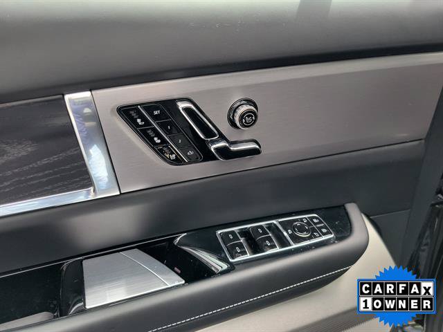 Certified 2026 Cadillac Vistiq Platinum w/ LPO, Floor Liner Package AWD/4WD image 36