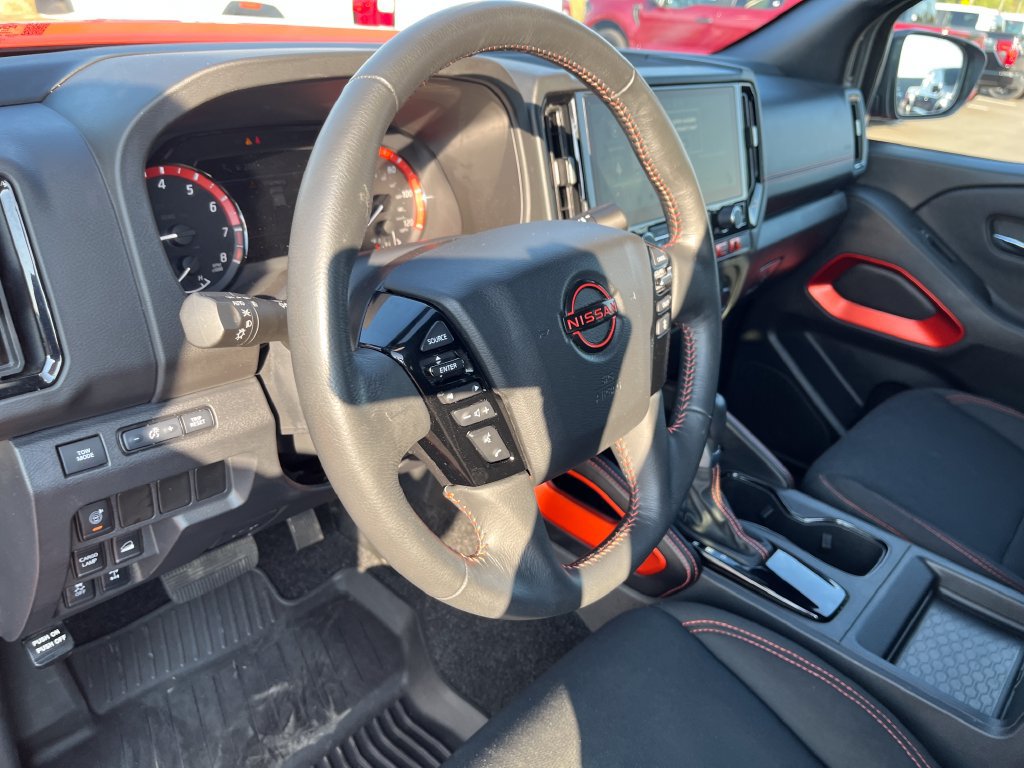 Used 2025 Nissan Frontier PRO-4X w/ Interior Protection Package AWD/4WD image 15