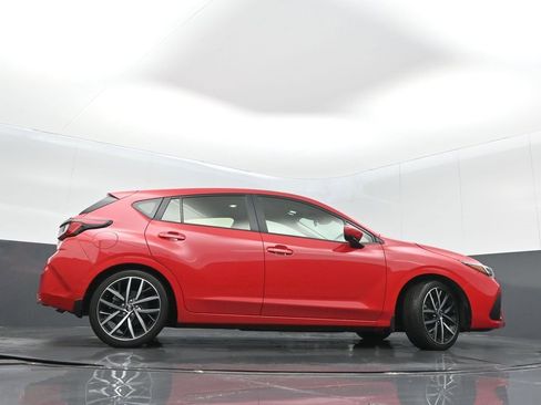 Used 2024 Subaru Impreza 2.0i Sport image 35
