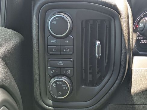 Used 2025 Chevrolet Silverado 1500 Custom AWD/4WD image 22