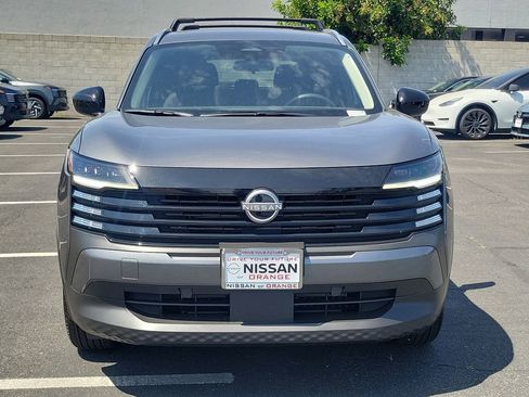 New 2026 Nissan Kicks SV w/ Charging Package FWD image 5