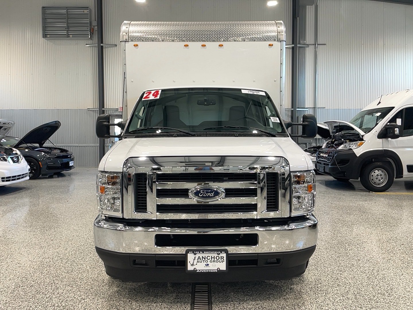 Used 2024 Ford E-450 and Econoline 450 Super Duty w/ Power Windows & Locks Group RWD image 2