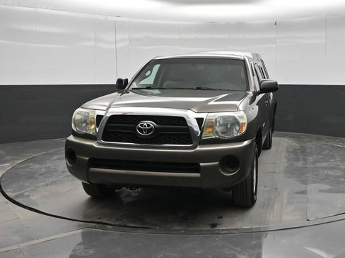 Used 2011 Toyota Tacoma 2WD Access Cab w/ SR5 Pkg #2 image 3
