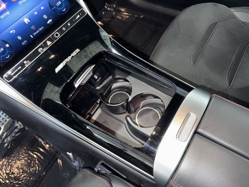 Used 2025 Mercedes-Benz GLC 43 AMG 4MATIC image 29