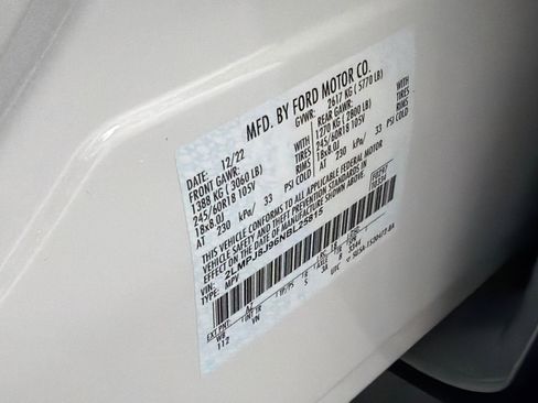 Used 2022 Lincoln Nautilus AWD image 33