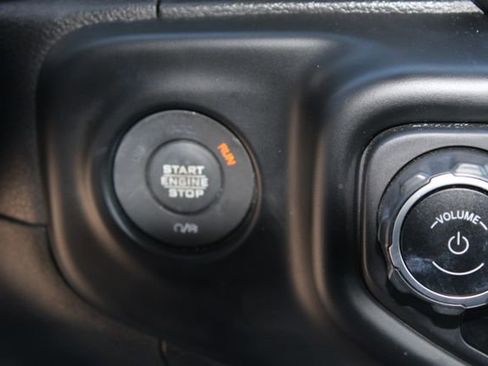 Used 2023 Jeep Wrangler Unlimited Sahara w/ Cold Weather Group AWD/4WD image 22