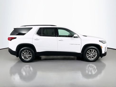 Used 2023 Chevrolet Traverse LT AWD/4WD image 4
