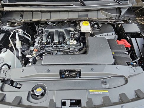 Certified 2025 Nissan Pathfinder Platinum w/ Cargo Package image 33