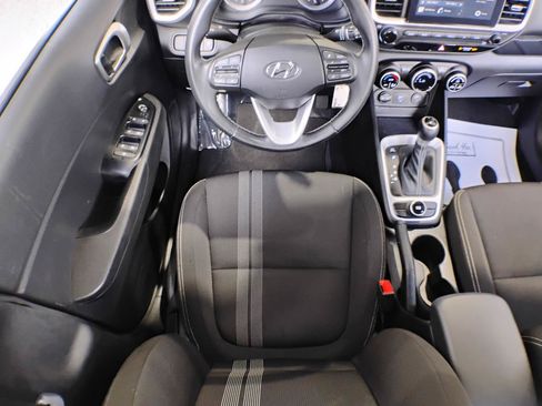 Used 2021 Hyundai Venue SEL FWD image 35