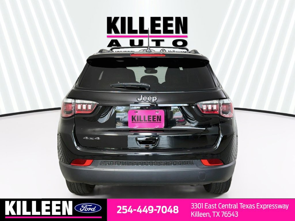 Used 2026 Jeep Compass Latitude AWD/4WD image 8