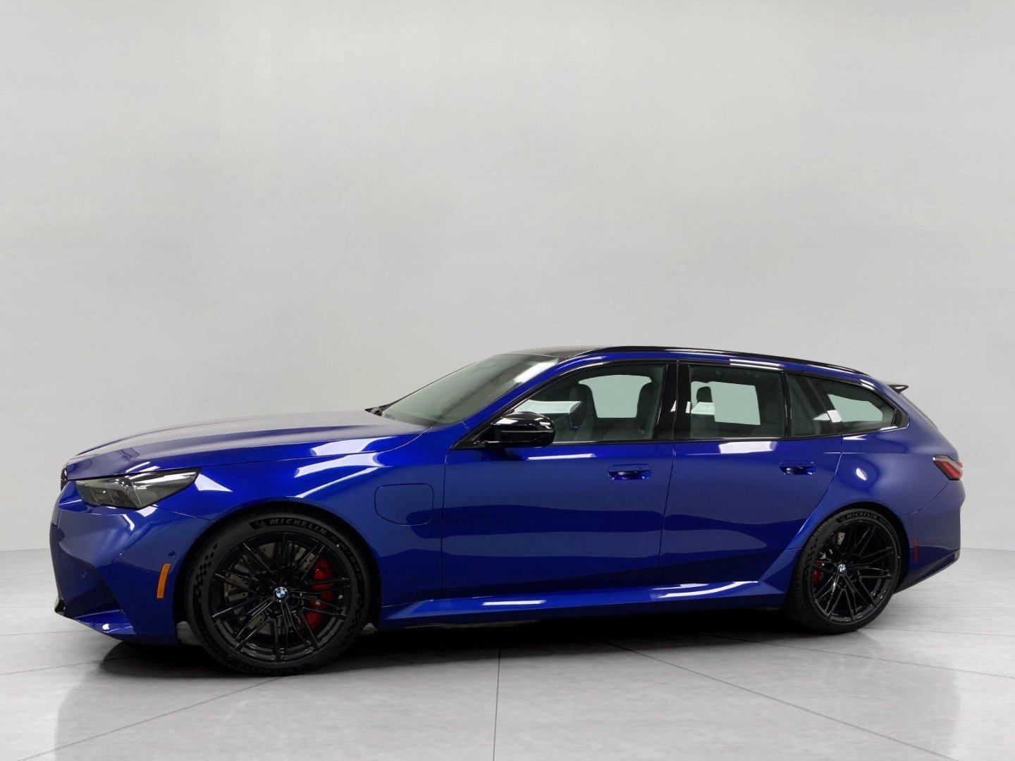 Used 2027 BMW M5 Touring w/ M Driver's Package AWD/4WD image 8