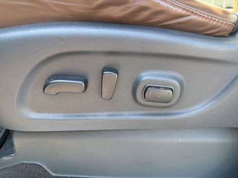 Used 2019 Nissan Titan Platinum Reserve w/ Platinum Utility Package image 19