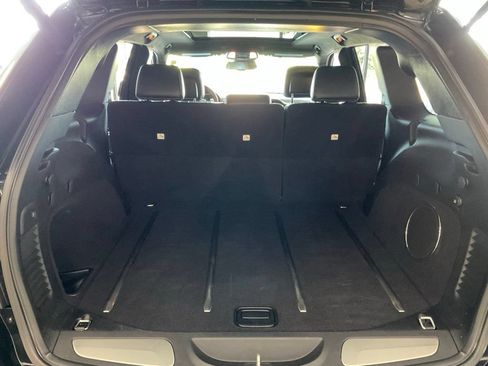 Used 2014 Jeep Grand Cherokee SRT w/ Trailer Tow Group IV AWD/4WD image 23