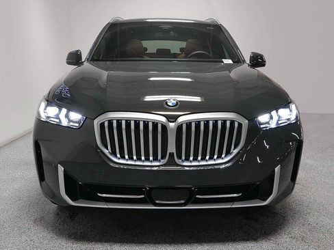 Used 2026 BMW X5 xDrive40i w/ Climate Comfort Package AWD/4WD image 2