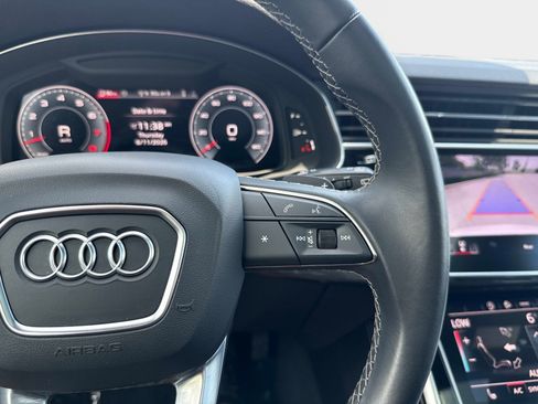 Used 2025 Audi Q7 3.0T Premium Plus AWD/4WD image 33