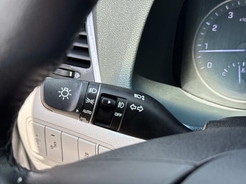 Used 2017 Hyundai Tucson Sport w/ Cargo Package AWD/4WD image 40