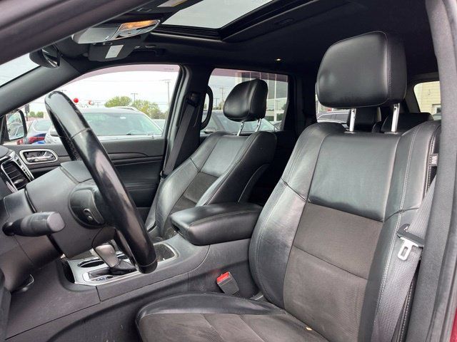 Used 2020 Jeep Grand Cherokee Altitude AWD/4WD image 18