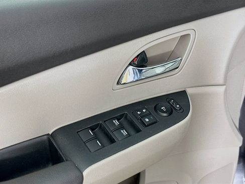 Used 2016 Honda Odyssey EX-L image 23