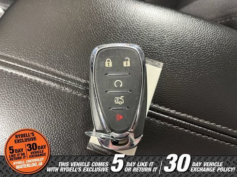 Used 2024 Chevrolet Malibu LT FWD image 33