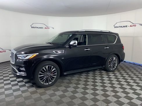 Used 2018 INFINITI QX80 4WD w/ Deluxe Technology Package image 4
