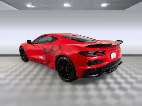 Used 2025 Chevrolet Corvette Z06 RWD image 3