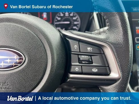 Used 2023 Subaru Outback Premium image 19