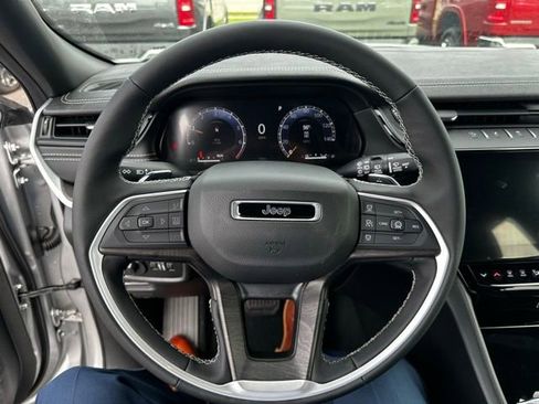 New 2026 Jeep Grand Cherokee Altitude AWD/4WD image 21