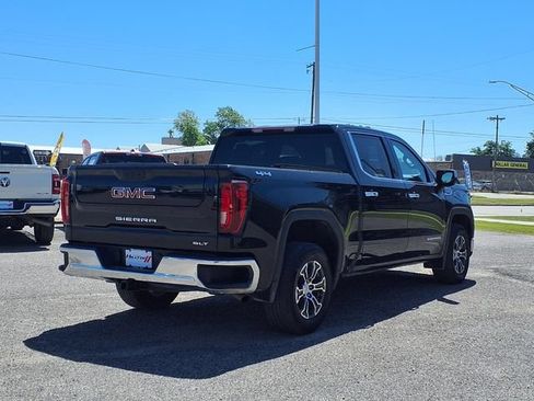 Used 2025 GMC Sierra 1500 SLT AWD/4WD image 21