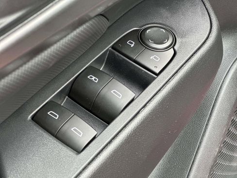 New 2026 Chevrolet Equinox EV RS image 20