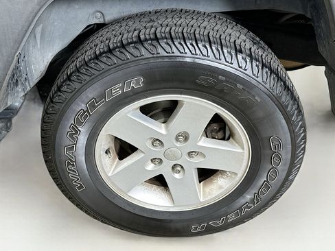 Used 2017 Jeep Wrangler Unlimited Sport w/ Quick Order Package 24S image 11