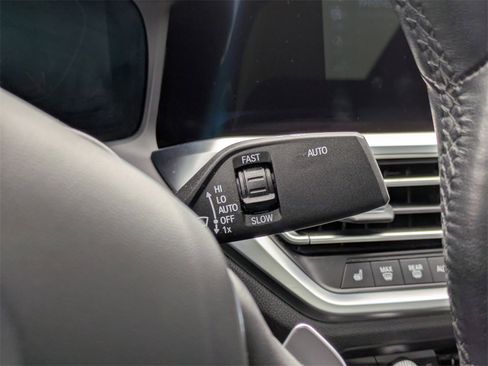 Used 2019 BMW 330i xDrive Sedan w/ Convenience Package image 21