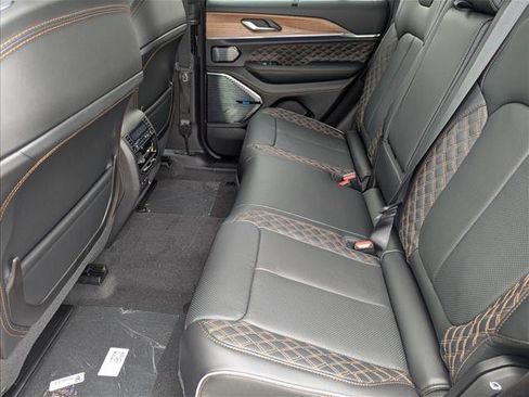 New 2026 Jeep Grand Cherokee Summit AWD/4WD image 16