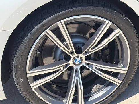 Used 2021 BMW 330i Sedan w/ Premium Package RWD image 11