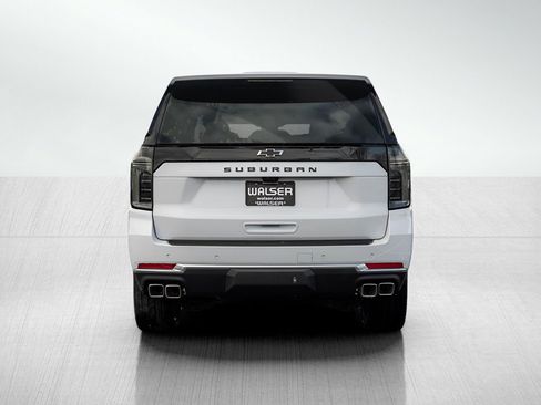 New 2026 Chevrolet Suburban High Country AWD/4WD image 5