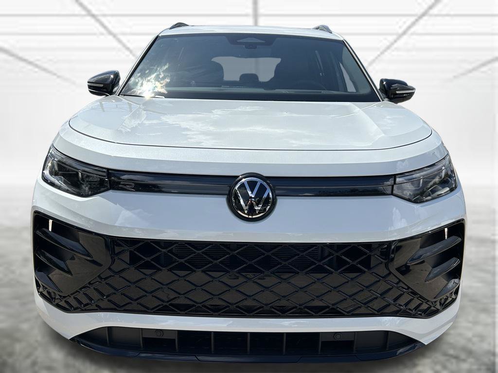 New 2026 Volkswagen Tiguan SE R-Line FWD image 8