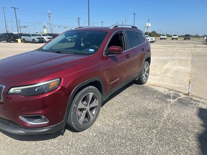 Used 2019 Jeep Cherokee Limited w/ Technology Group