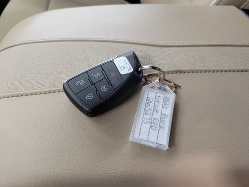 New 2026 Buick Enclave Preferred w/ Super Cruise Package image 27