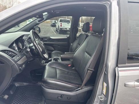 Used 2020 Dodge Grand Caravan GT image 13