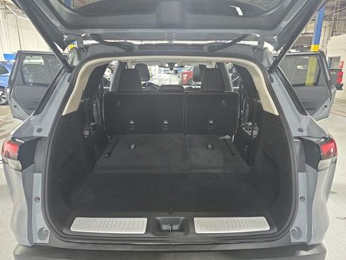 Used 2025 INFINITI QX60 Sensory AWD/4WD image 15
