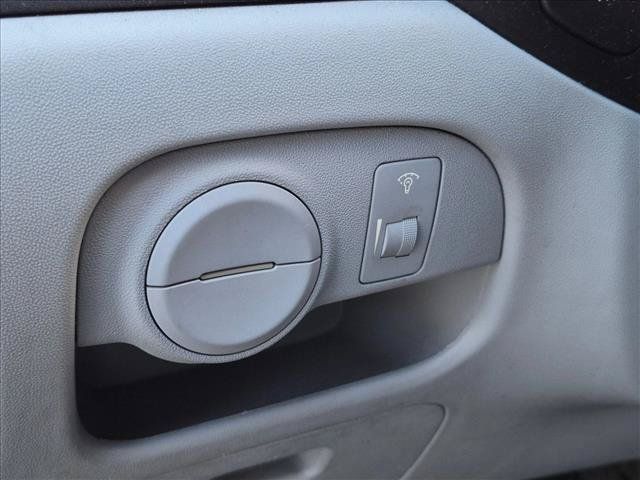 Used 2010 Hyundai Accent GS w/ Premium Pkg 3 FWD image 13