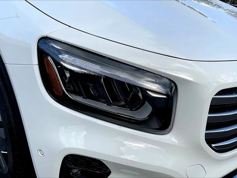 Used 2025 Mercedes-Benz GLB 250 image 13