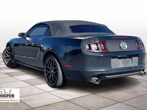 Used 2013 Ford Mustang Convertible image 2