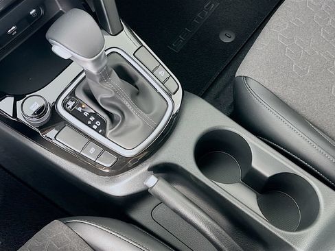 New 2026 Kia Seltos S FWD image 15