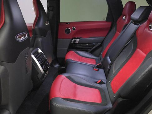 Used 2022 Land Rover Range Rover Sport SVR Carbon Edition AWD/4WD image 8