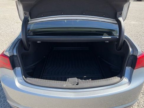 Used 2018 Acura TLX w/ Technology Package image 12