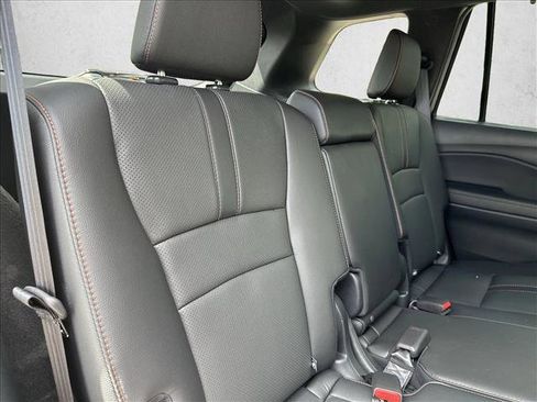 Used 2023 Honda Passport TrailSport image 28
