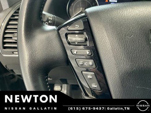 Used 2021 Nissan Armada SV RWD image 29